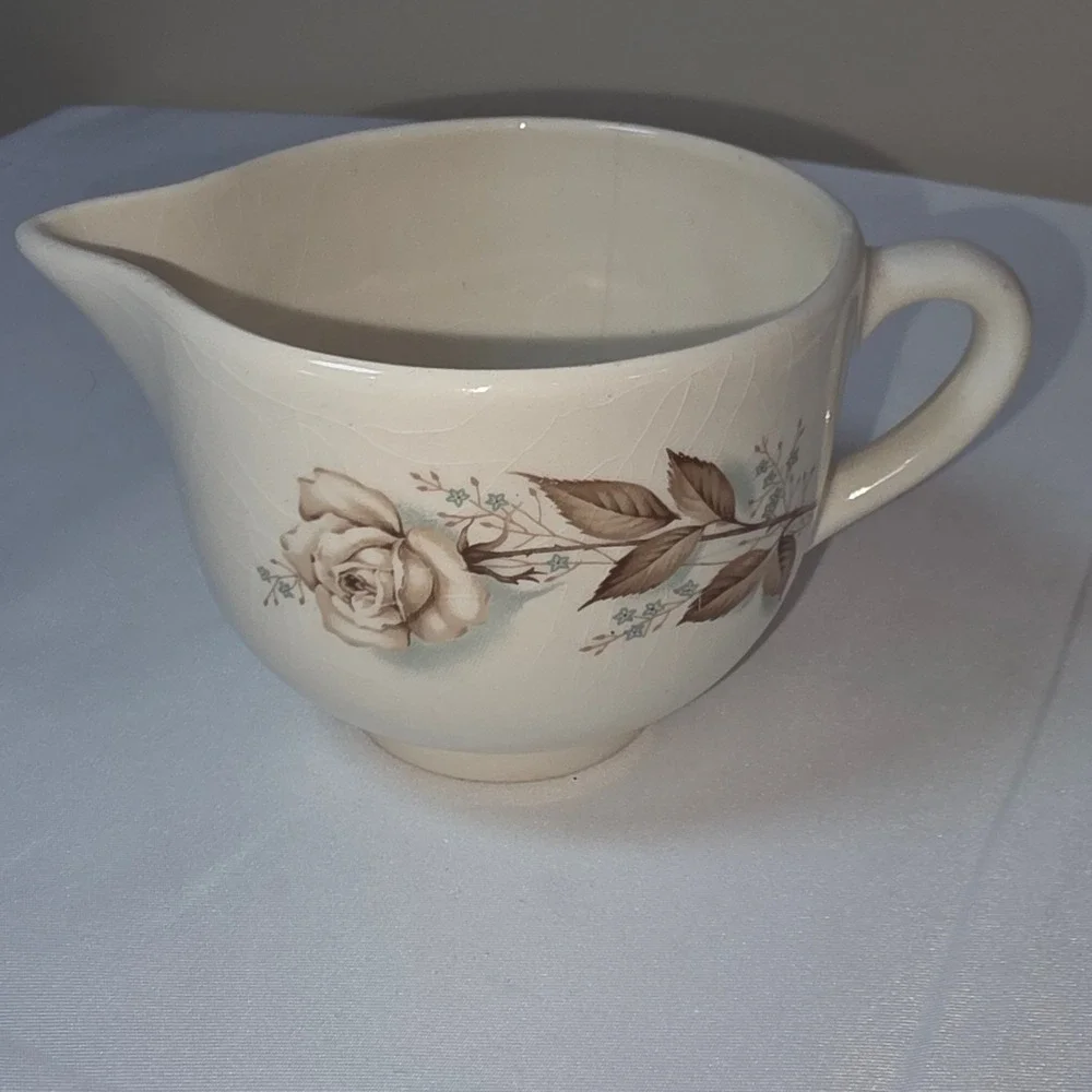 USA Pottery vintage ceramic